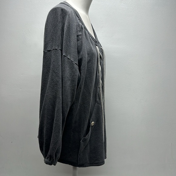 The Great Sweatshirt V-Neck Rope Lace Up Top Long Sleeve Pullover Gray Size 0 XS - Picture 4 of 10